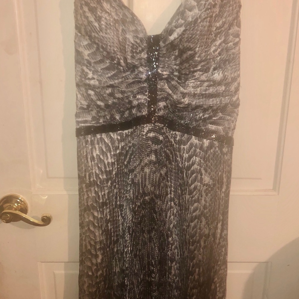 NWT Carmen Marc Valvo Halter Snake Print Dress